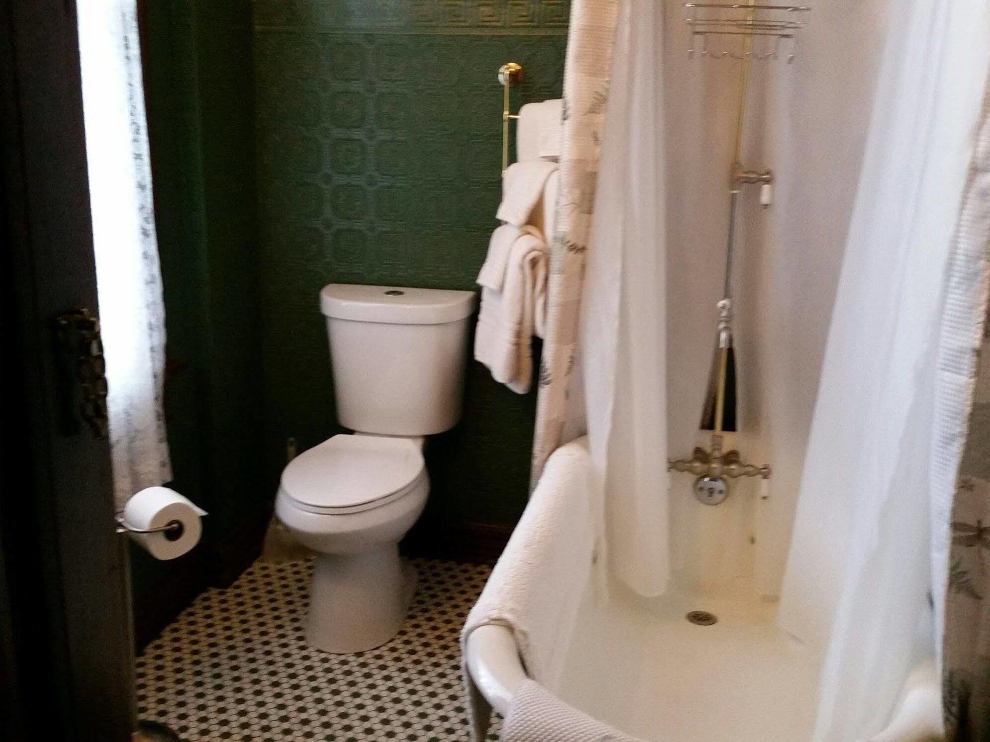 Geiger Victorian Bed And Breakfast Tacoma Ngoại thất bức ảnh