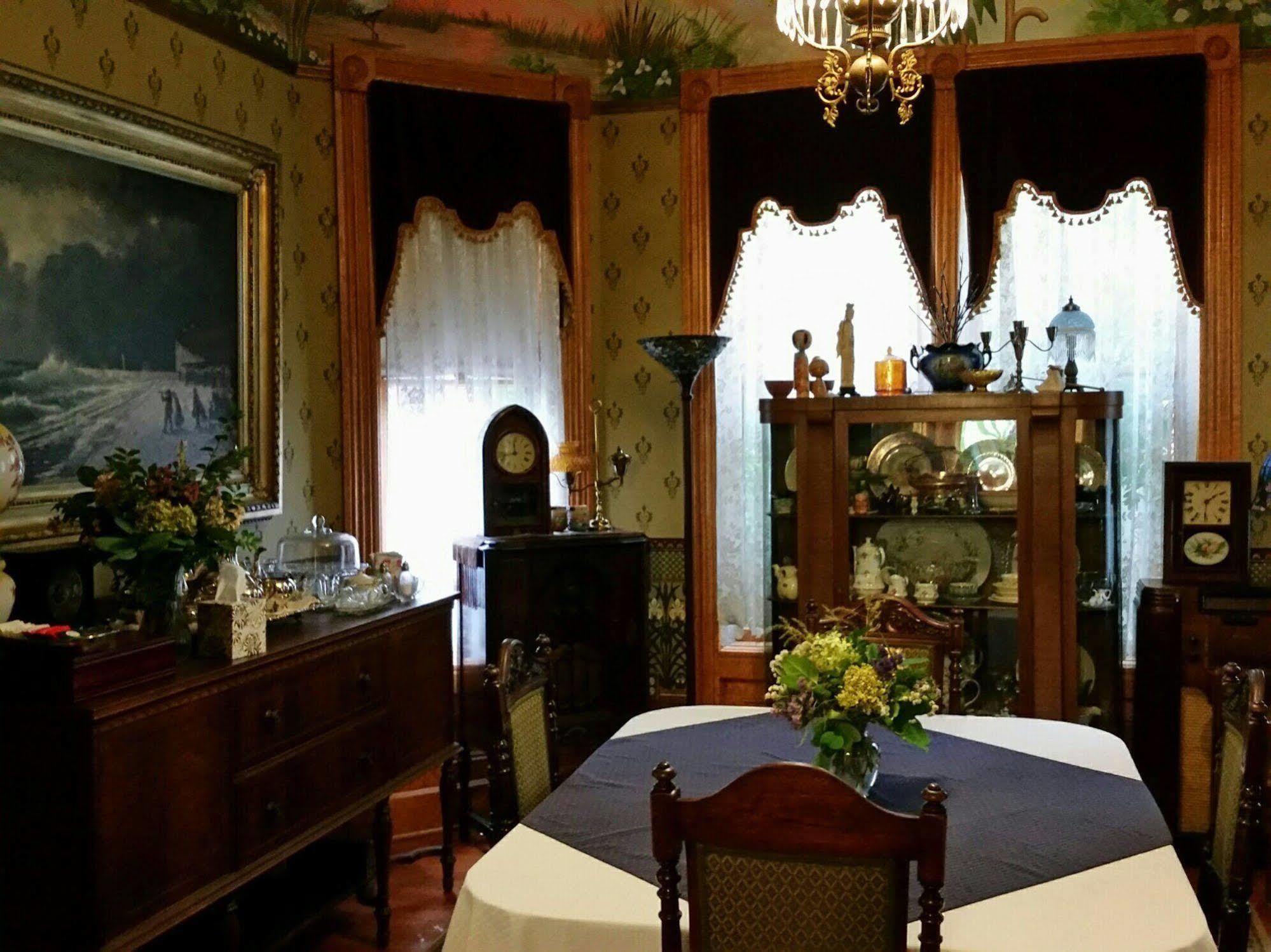 Geiger Victorian Bed And Breakfast Tacoma Ngoại thất bức ảnh